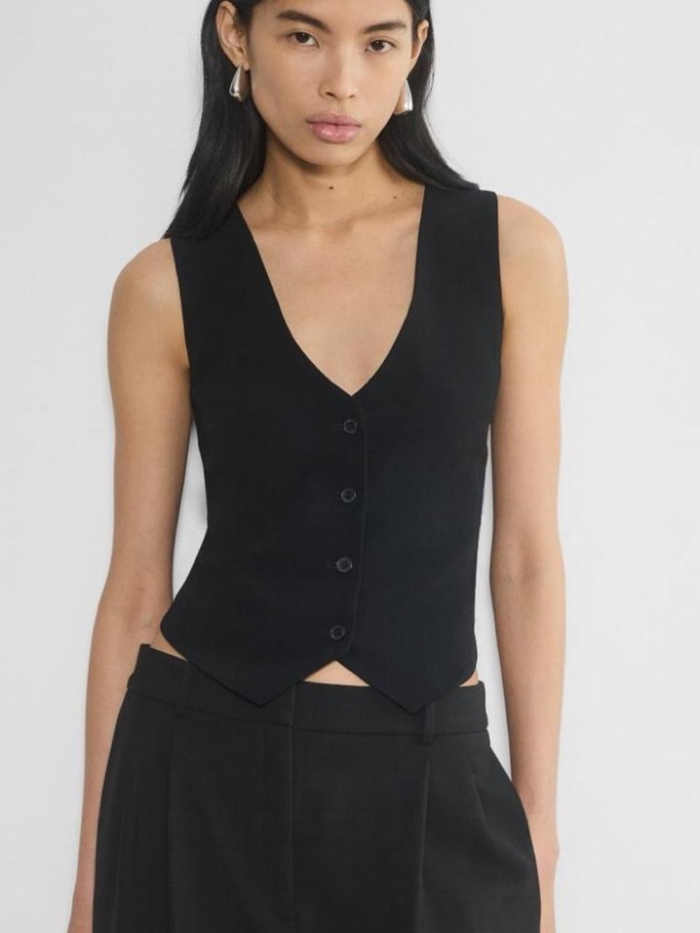 Aritzia Black Linen V-Neck Button-Front Vest
